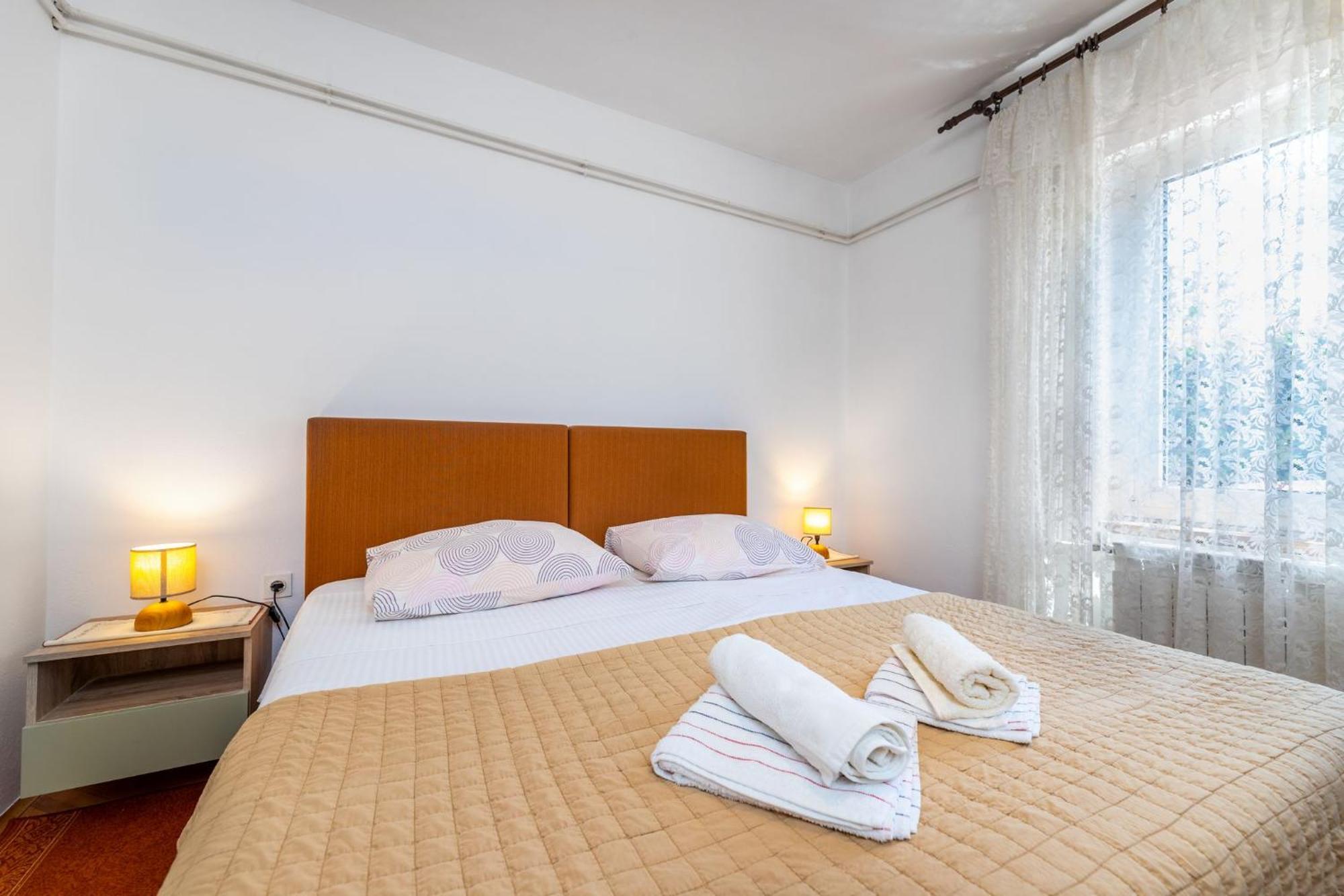 Rooms Sale Marija Baška Εξωτερικό φωτογραφία