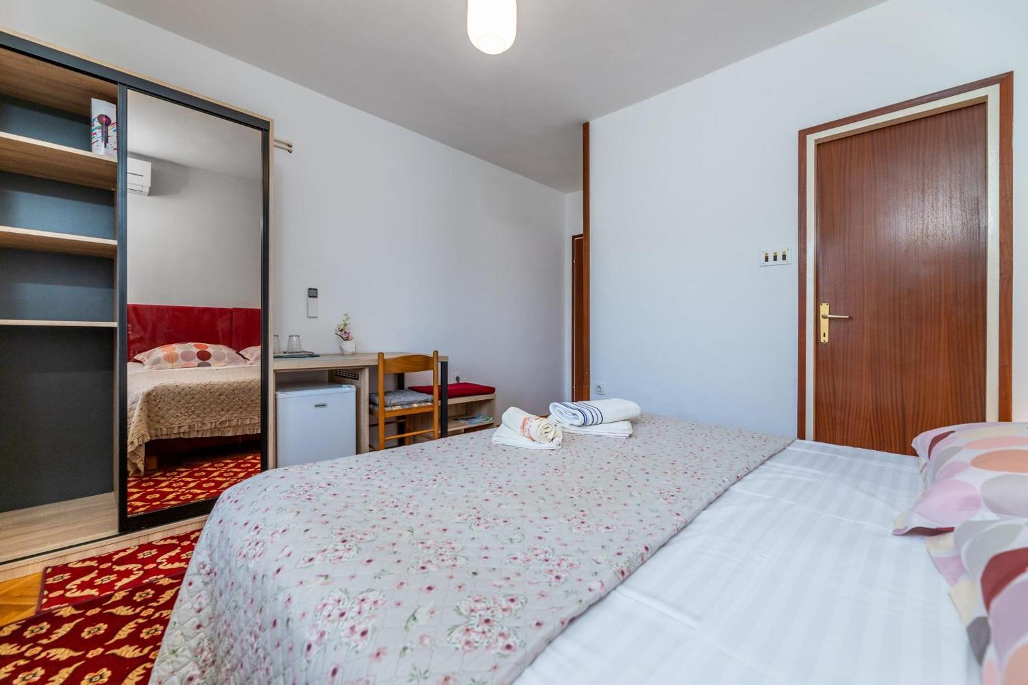 Rooms Sale Marija Baška Εξωτερικό φωτογραφία