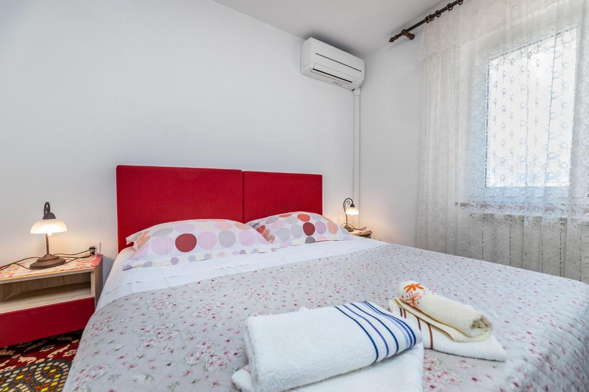 Rooms Sale Marija Baška Εξωτερικό φωτογραφία
