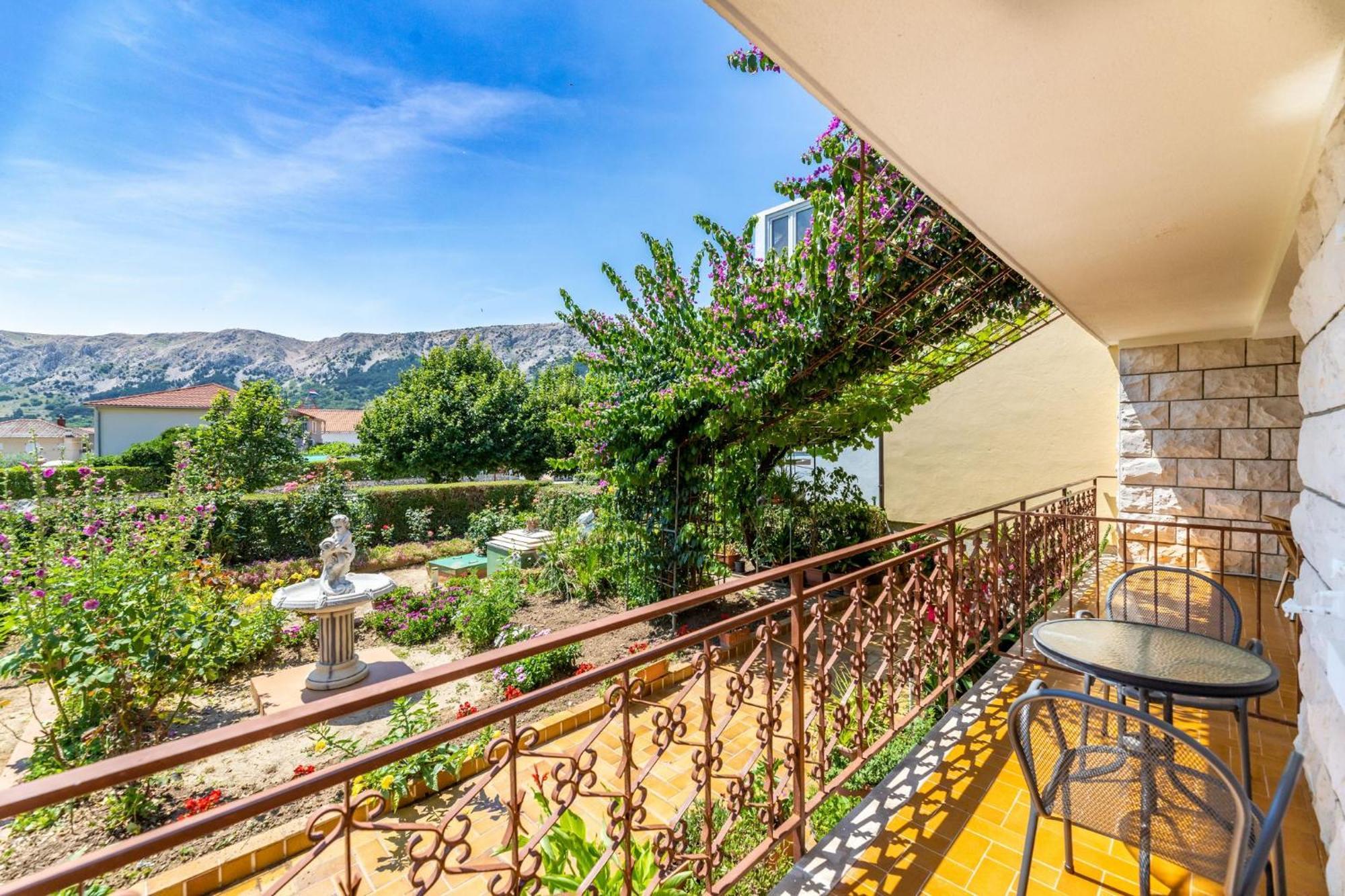 Rooms Sale Marija Baška Εξωτερικό φωτογραφία